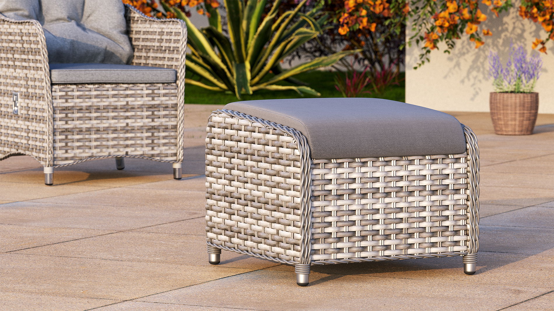 Livia / Velia footstool