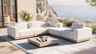 Inara Lounge M