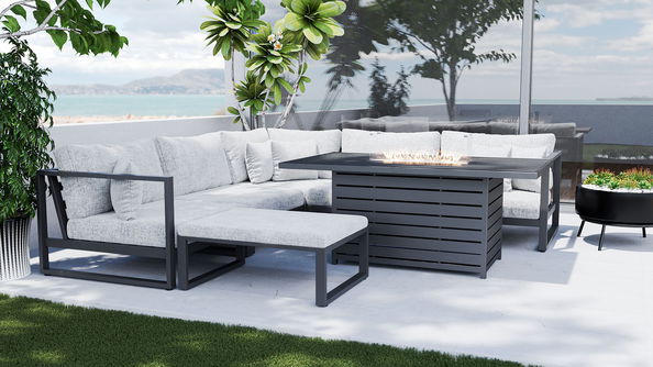 Matteo Corner con focolare da tavolo